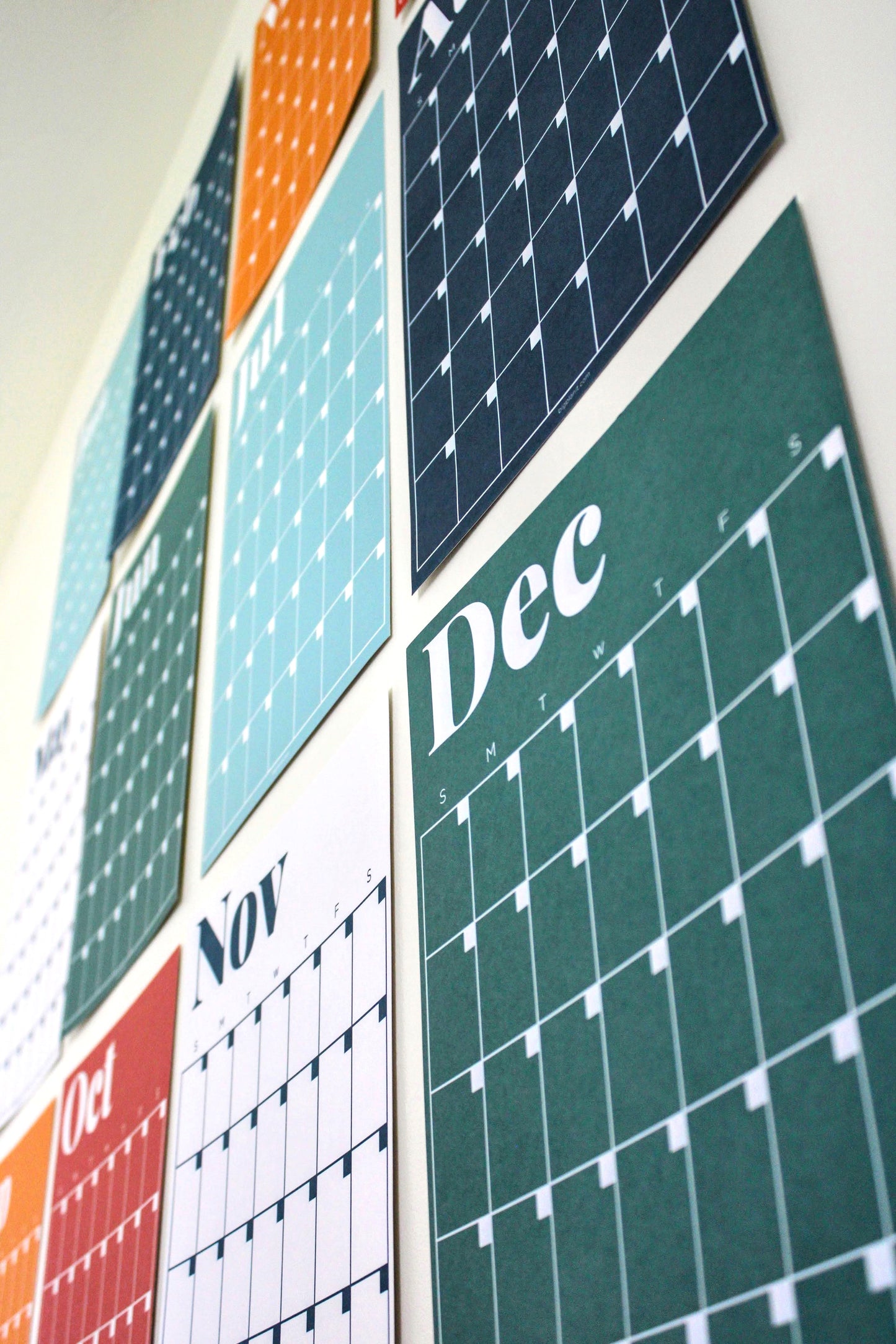 Large Monthly Wall Planner: 12-Month Jumbo Calendar (11x17 inches)
